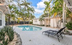 Palm Room Las Olas