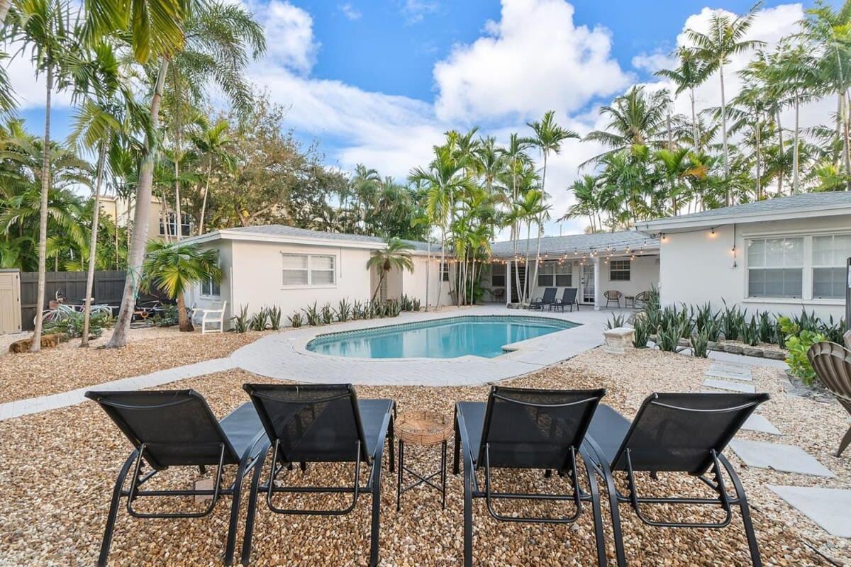 Walk To Las Olas Banyan Room Palm Paradise Inn Fort Lauderdale Exterior photo